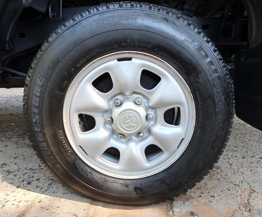 Centro de Llanta de Chapa para Toyota Hilux 08-12