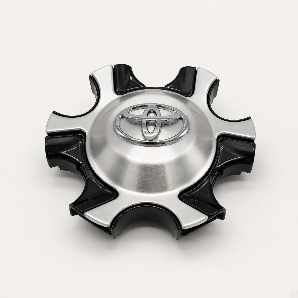 Centro De Llanta Para Toyota Hilux Srx Sw4 2016-2020. [IRP-CATALOG:WHUB025-1-C.webp:794ef6c482395b16]