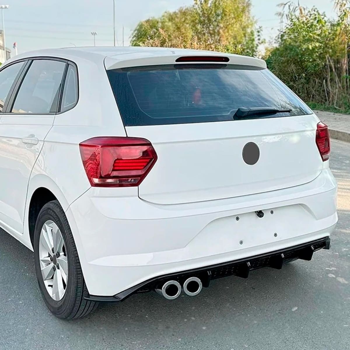 Difusor Trasero para Volkswagen Polo 18-25 estilo GTI Negro Brillante