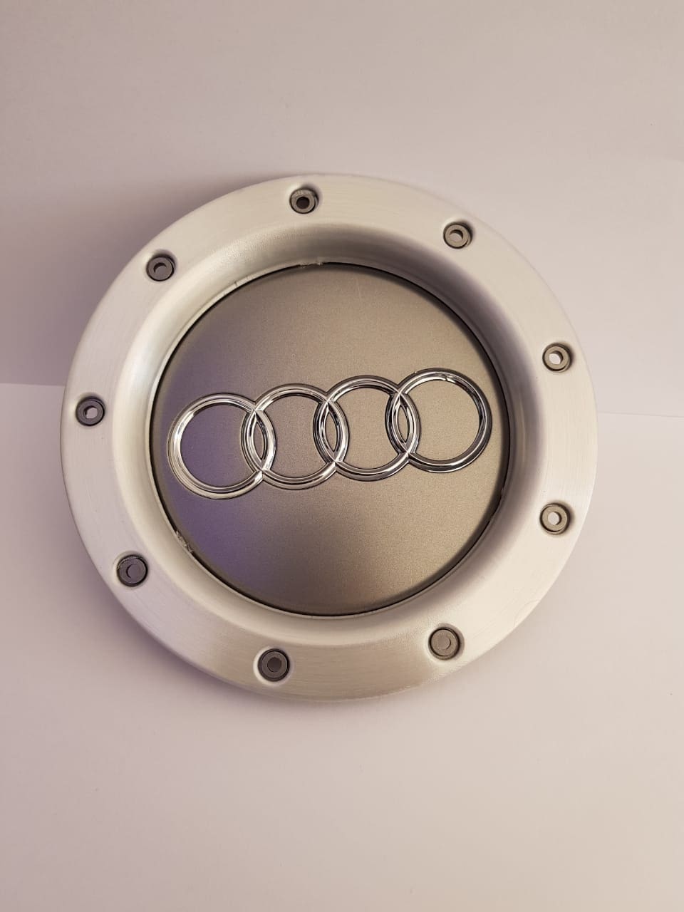 Centro de Llanta para Audi - TT/A3/A4/A6/A8 Tipo Remache 8D0601165K